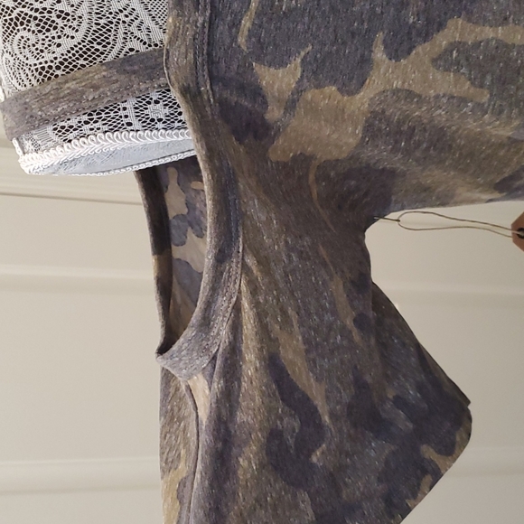 Wanderlux Strappy Shoulder Dress sz M 🎉2x's Host Pick🎉 - Picture 5 of 12